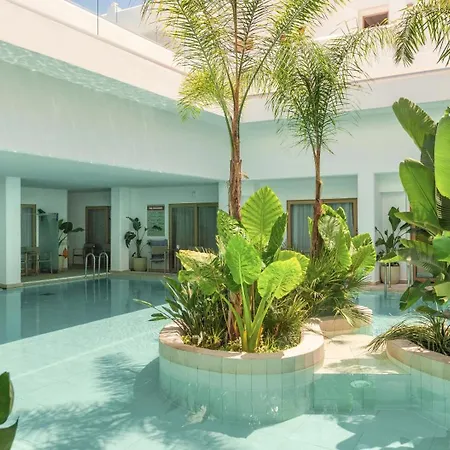 Blue Sea Island 4*