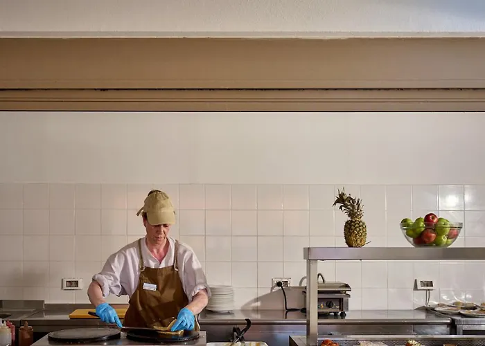 Blue Sea Island מלון 4*