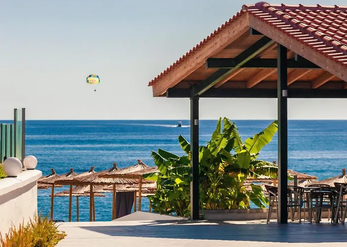 Blue Sea Island Otel 4*