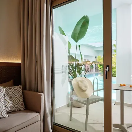 Hotell Blue Sea Island 4*